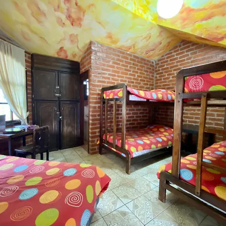 Great Hostels Backpackers-2